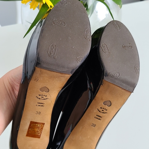 Moschino Cheap and Chic patent leather platform pumps - Picture 4 of 4